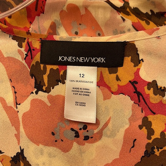 Silk Jones New York suit blouse size 12 - Picture 3 of 4